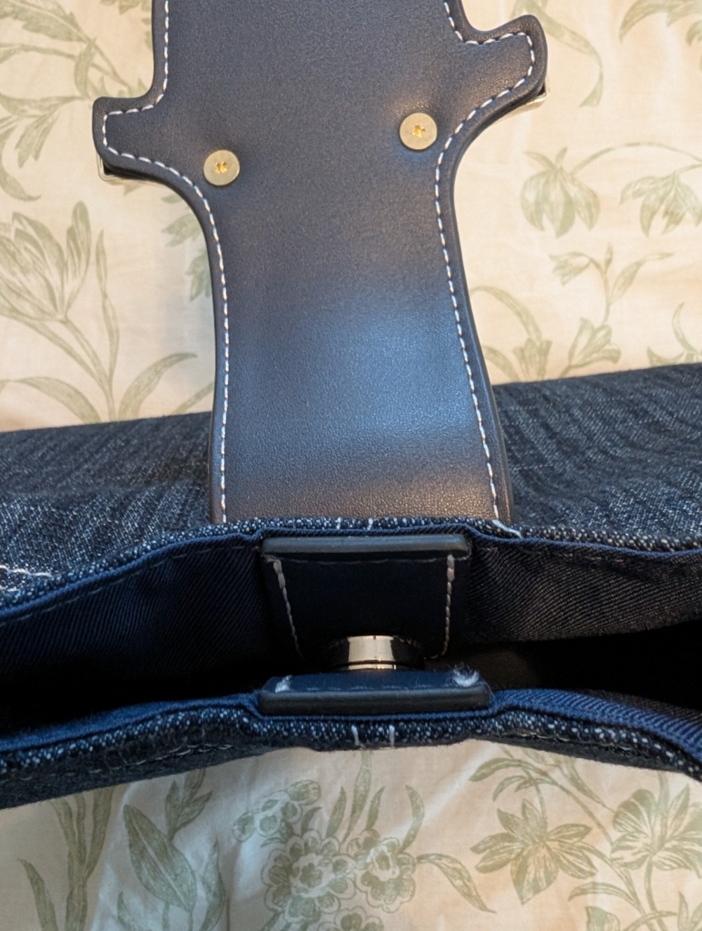 True Religion Dark Blue Denim Hobo Bag with Signature Silver Logo Accent NWT - Picture 4 of 10